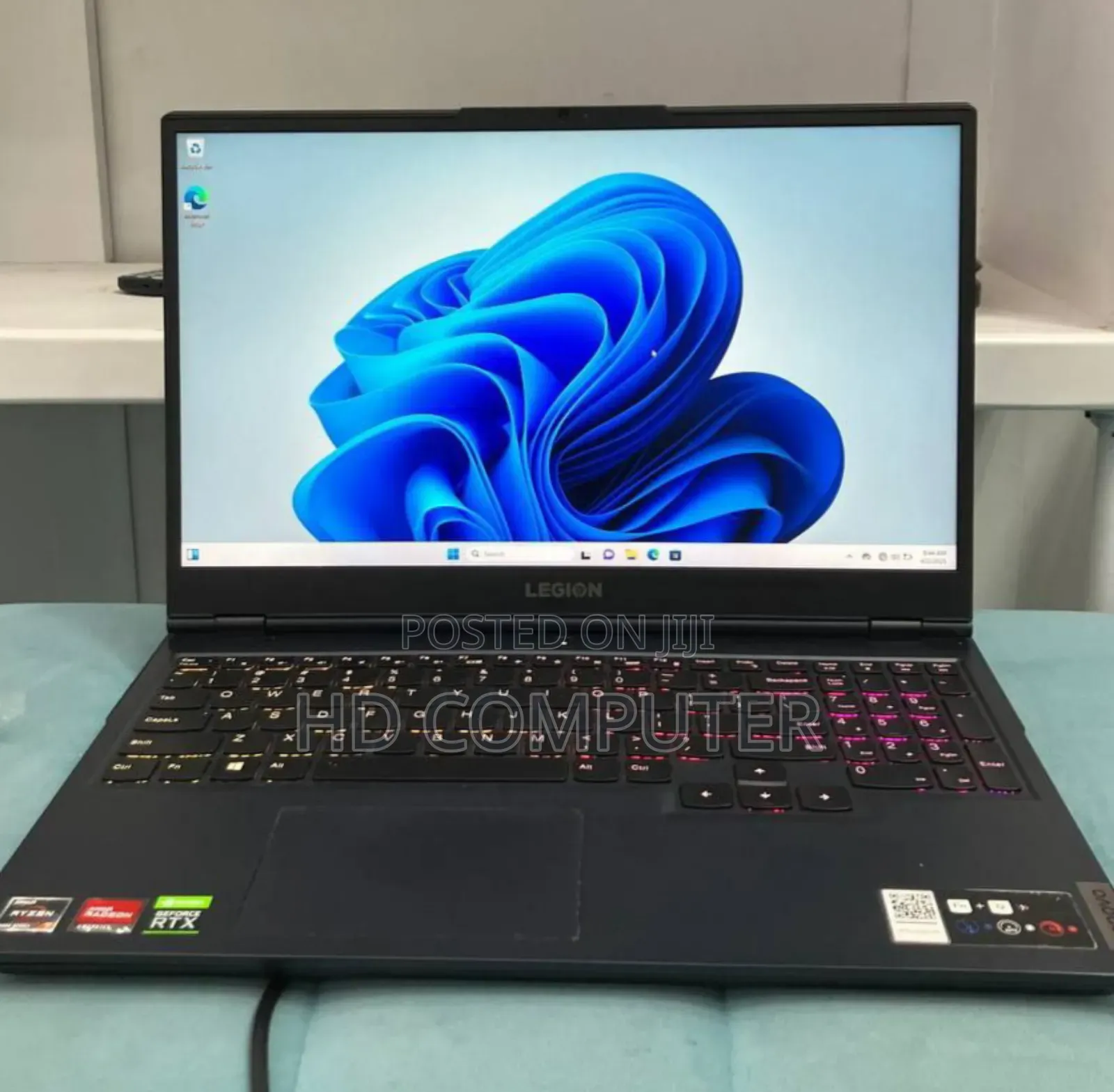 New Laptop Lenovo Legion 5 16GB AMD Ryzen 7 SSD 512GB