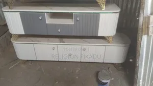 Photo - Table Sofa Table