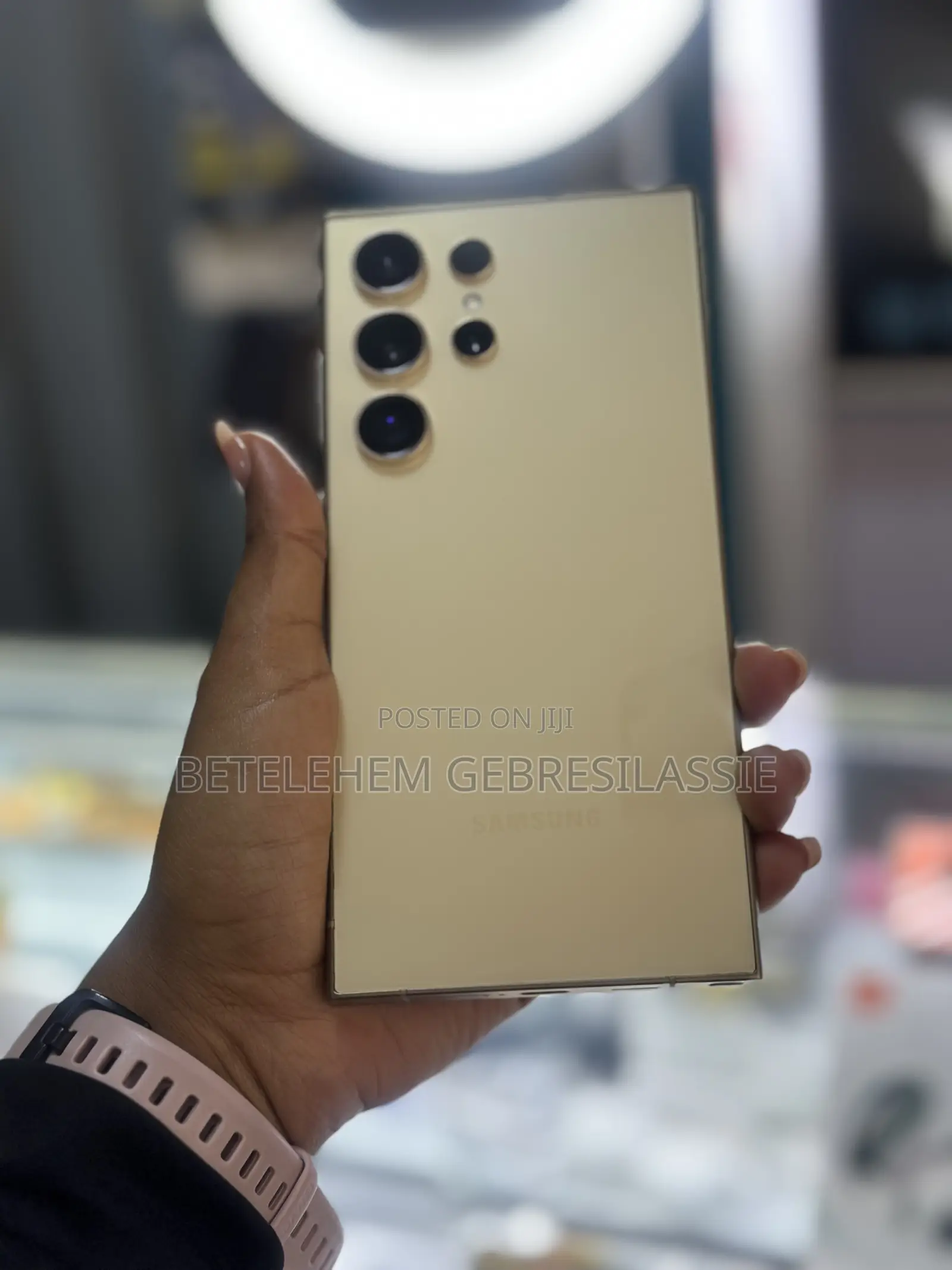 New Samsung Galaxy S24 Ultra 256 GB Yellow