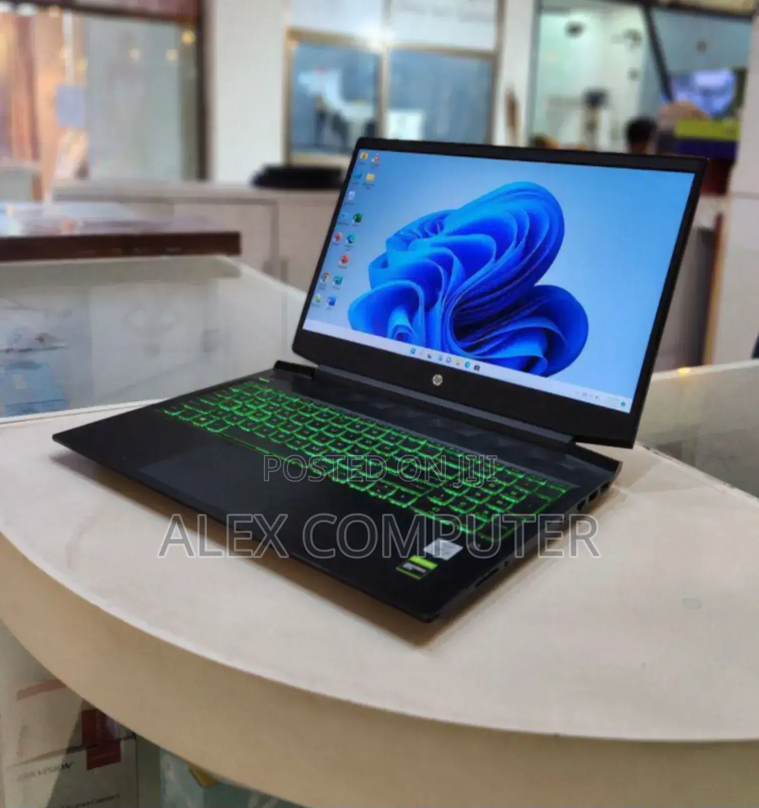 New Laptop HP Pavilion 15 16GB Intel Core I5 SSD 512GB