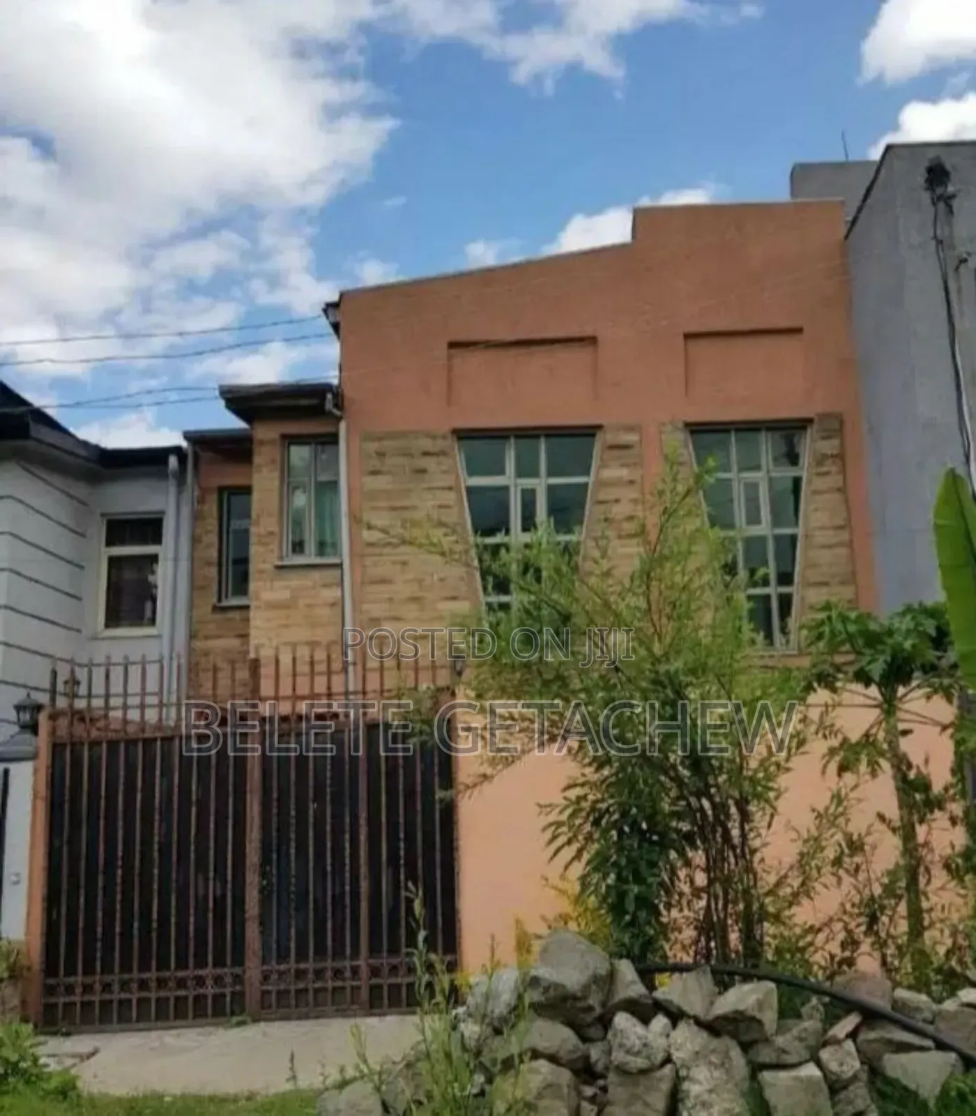 4bdrm House in Semit-72, G+1 House, Bole for sale