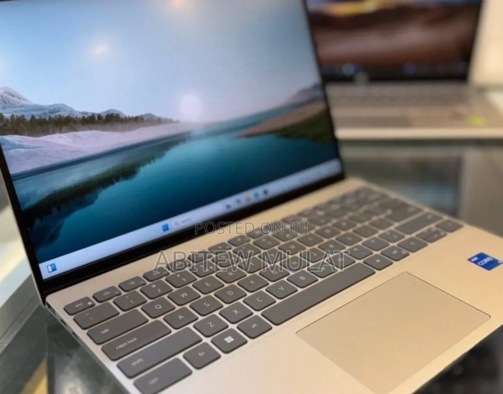 New Laptop Dell Inspiron 13 5368 16GB Intel Core I5 SSD 512GB