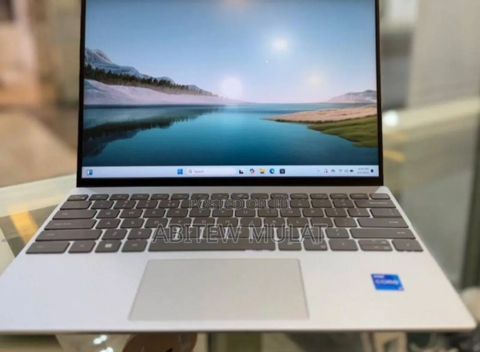 New Laptop Dell Inspiron 13 5368 16GB Intel Core I5 SSD 512GB