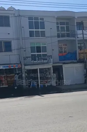 5bdrm House in Semit Fyelbet, G+2, Bole for sale