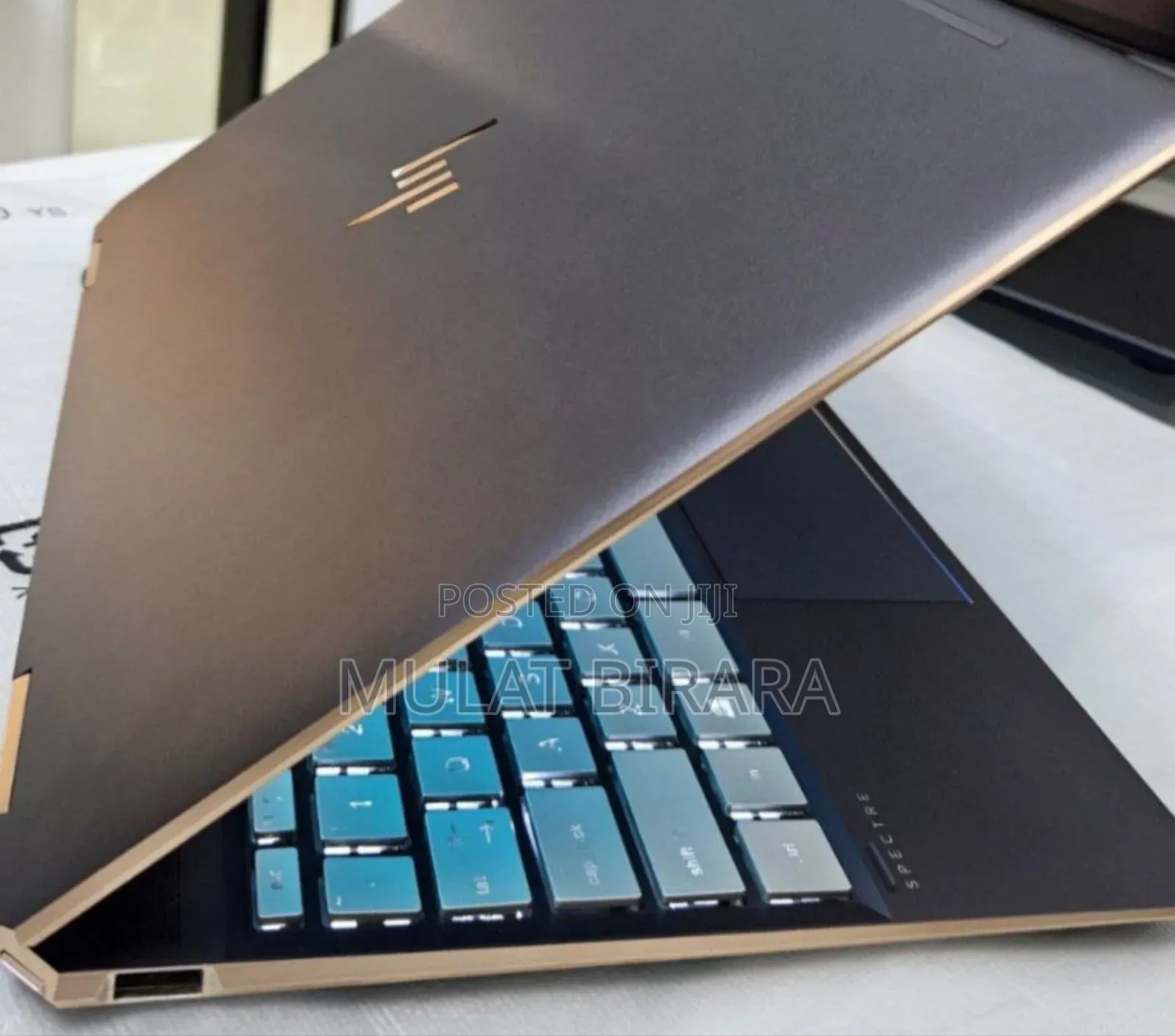 New Laptop HP Spectre X360 8GB Intel Core I7 SSD 512GB
