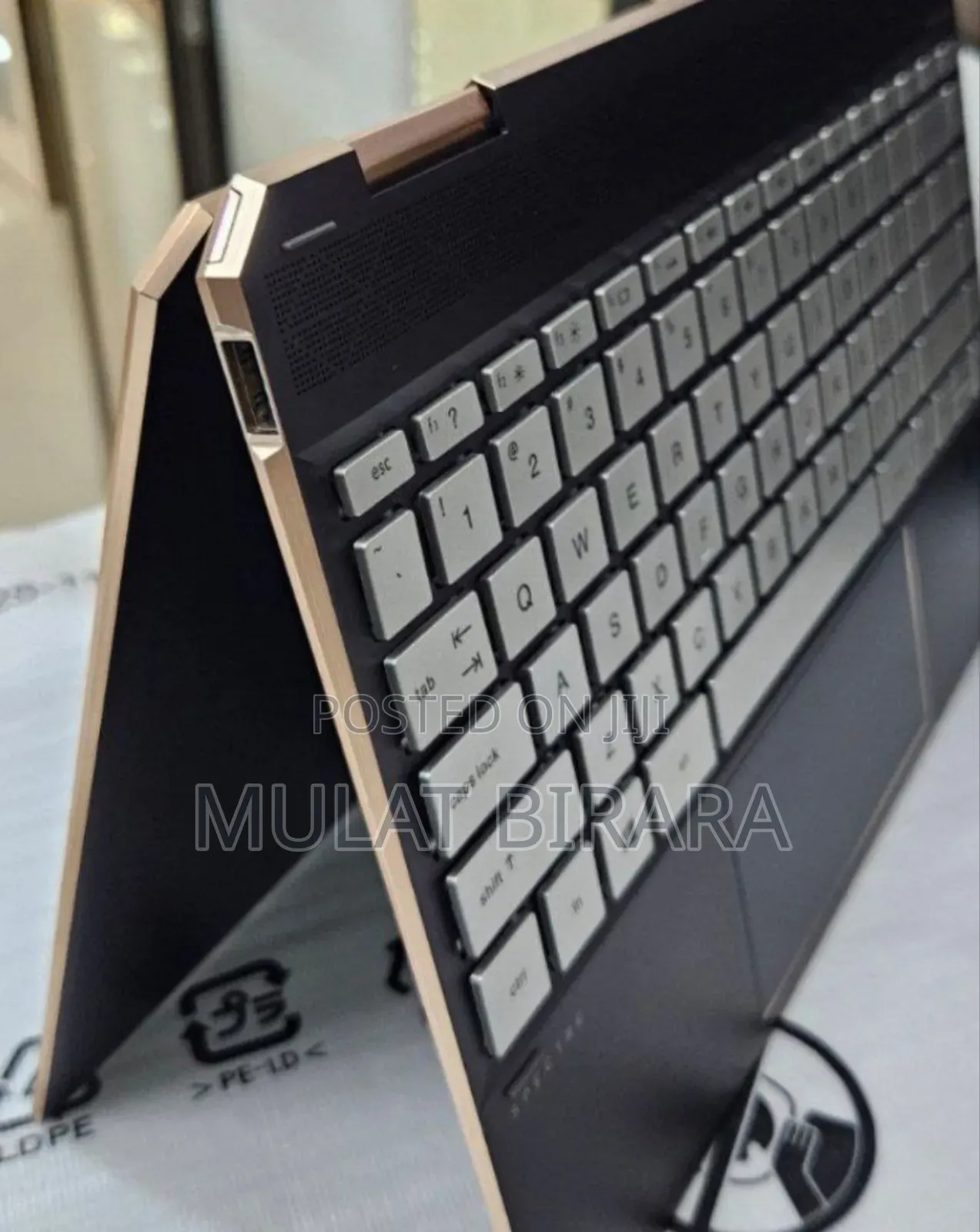 New Laptop HP Spectre X360 8GB Intel Core I7 SSD 512GB