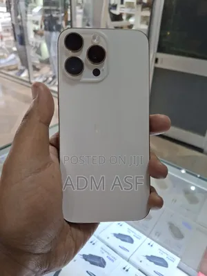 Photo - New Apple iPhone 16 Pro Max 256 GB