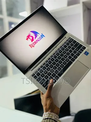 New Laptop HP EliteBook 830 G8 16GB Intel Core I7 SSD 512GB