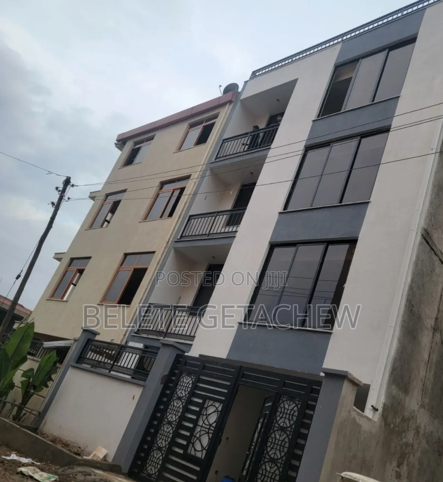 5bdrm House in Semit-72, G+2 Luxury, Bole for sale
