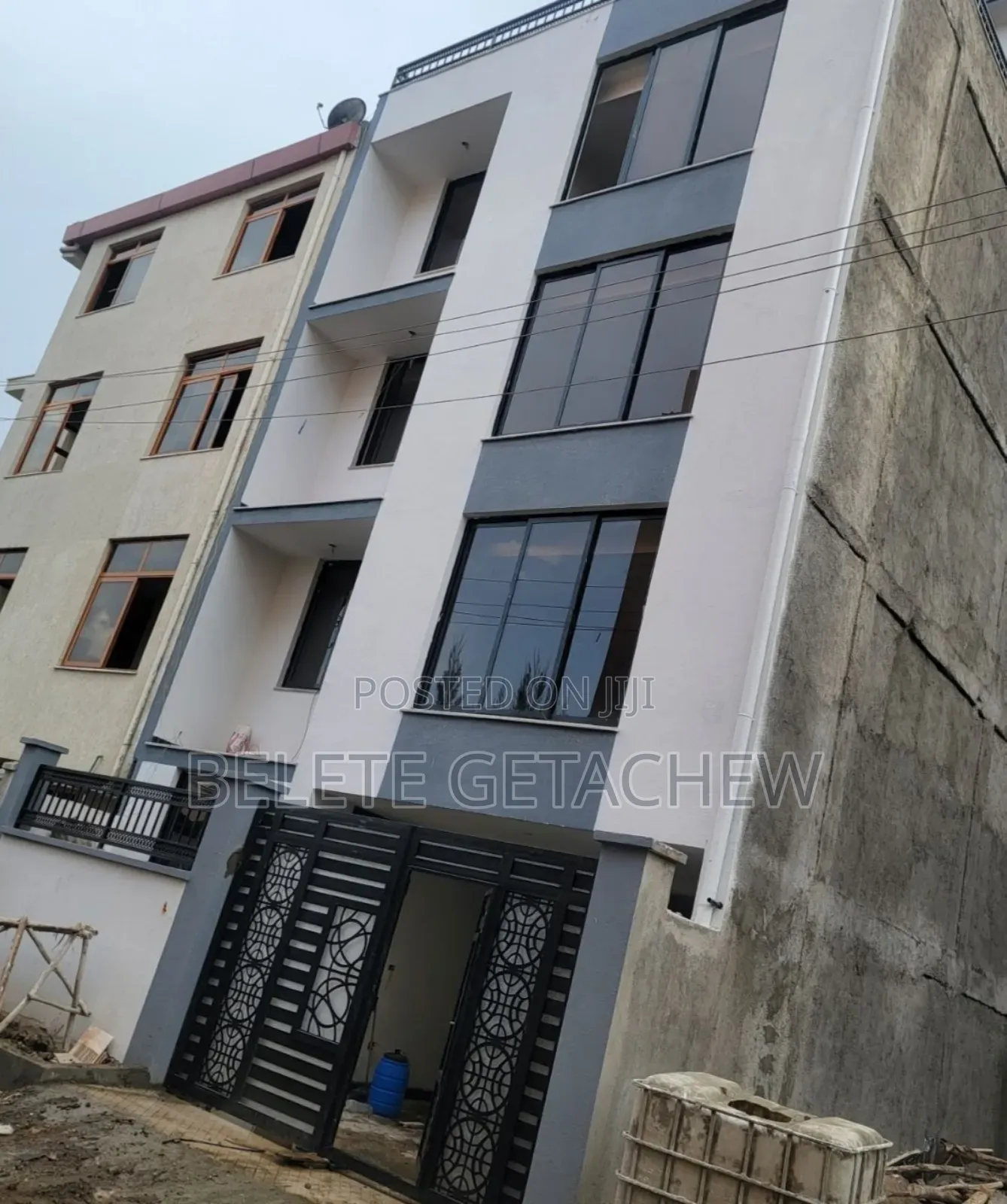 5bdrm House in Semit-72, G+2 Luxury, Bole for sale