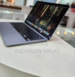 New Laptop Apple MacBook Air 2020 8GB Intel Core I3 SSD 256GB