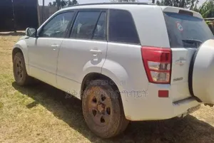 Suzuki Vitara 2007 White