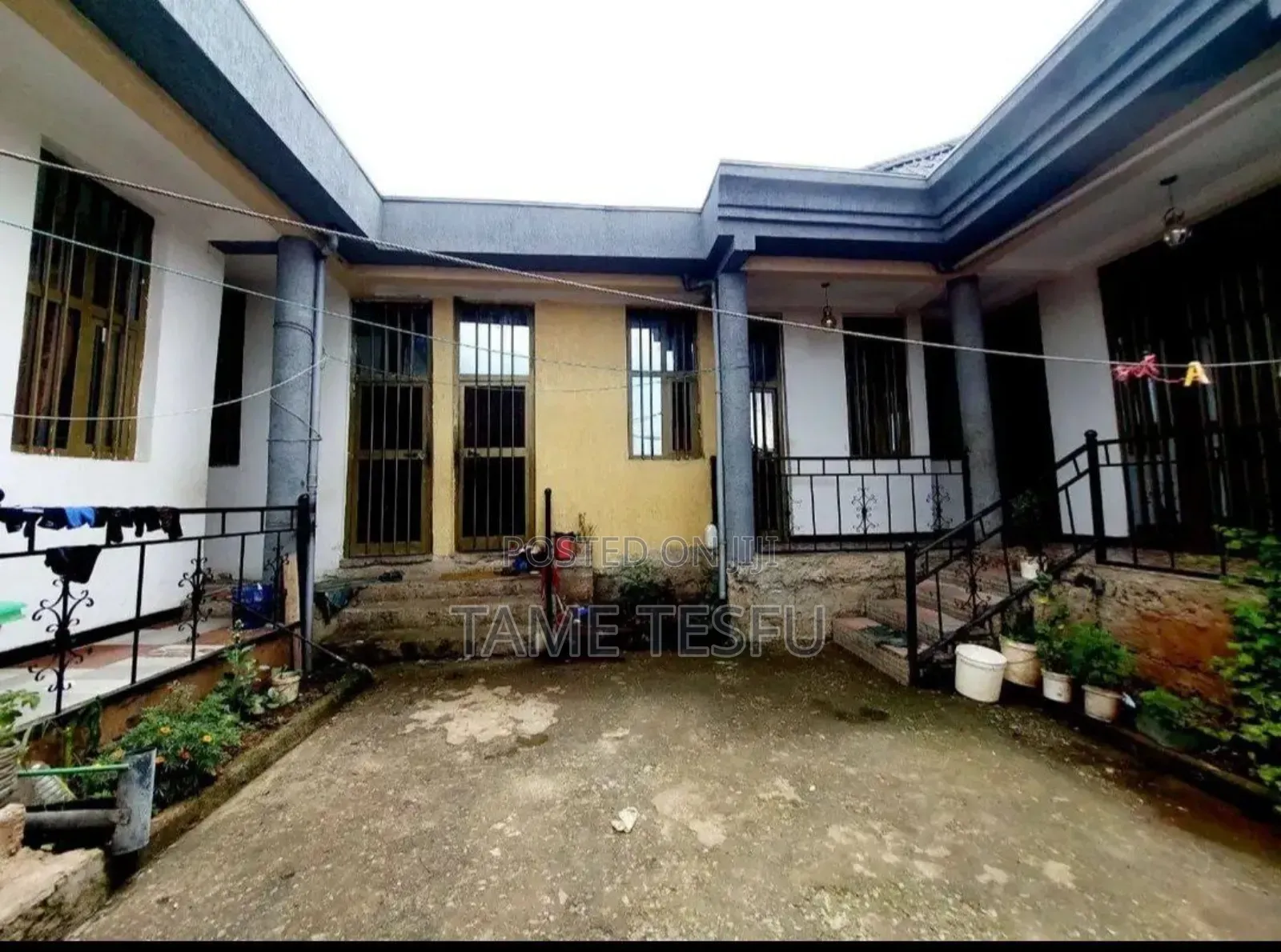 3bdrm House in Kotobe Best Location, Yeka for sale