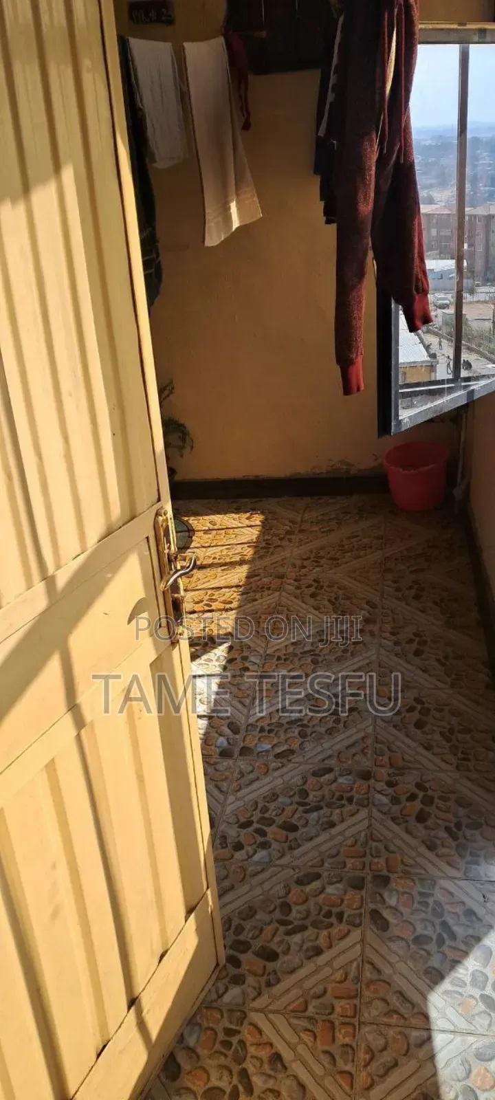 Furnished 3bdrm Condo in Abdo, Yeka for sale