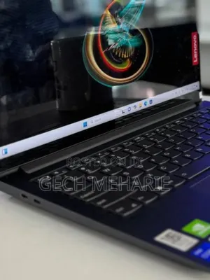 New Laptop Lenovo Yoga 700 16GB Intel Core I5 SSD 512GB