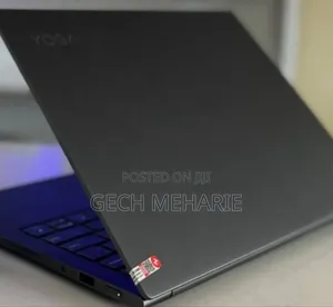 New Laptop Lenovo Yoga 700 16GB Intel Core I5 SSD 512GB