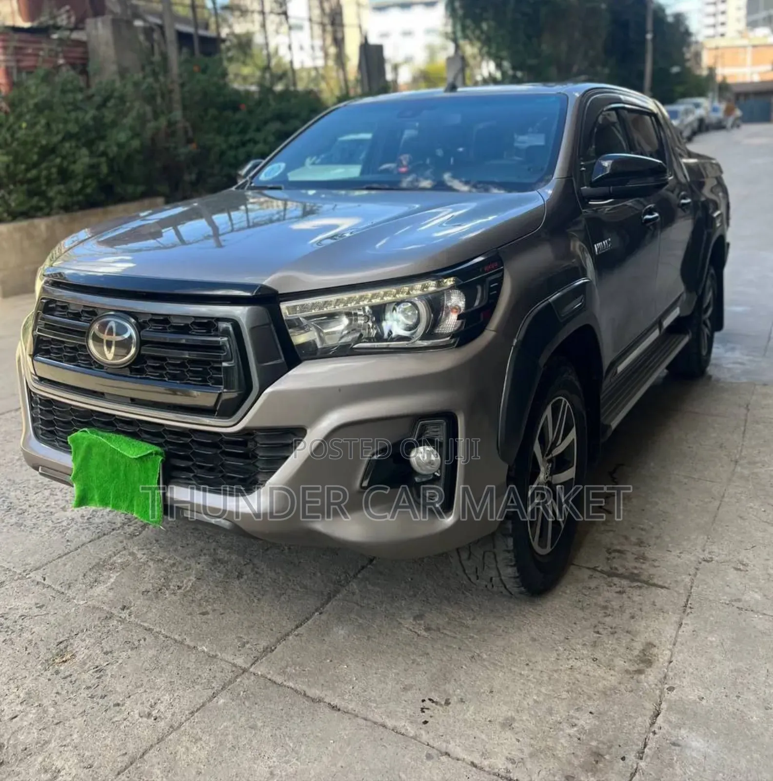 Toyota Hilux 2020 Gray