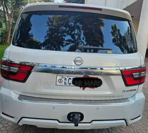 Nissan Patrol 2023 White