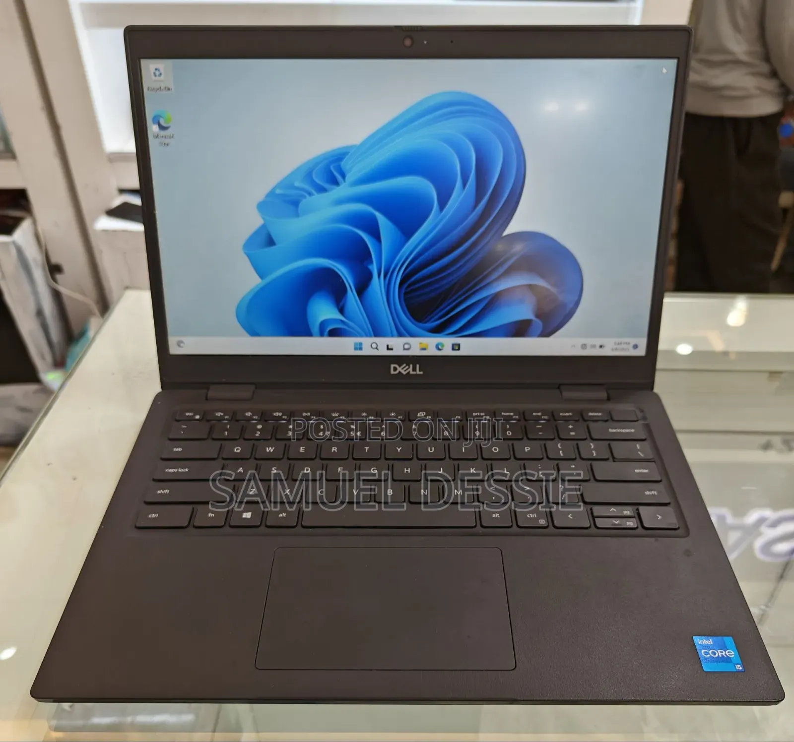 New Laptop Dell Latitude 5310 8GB Intel Core I5 SSD 256GB