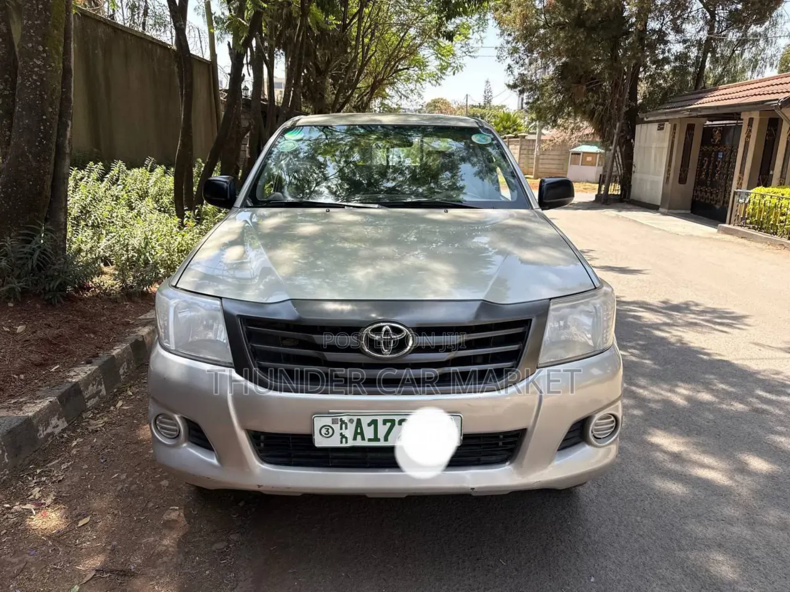 Toyota Hilux 2014 Gold