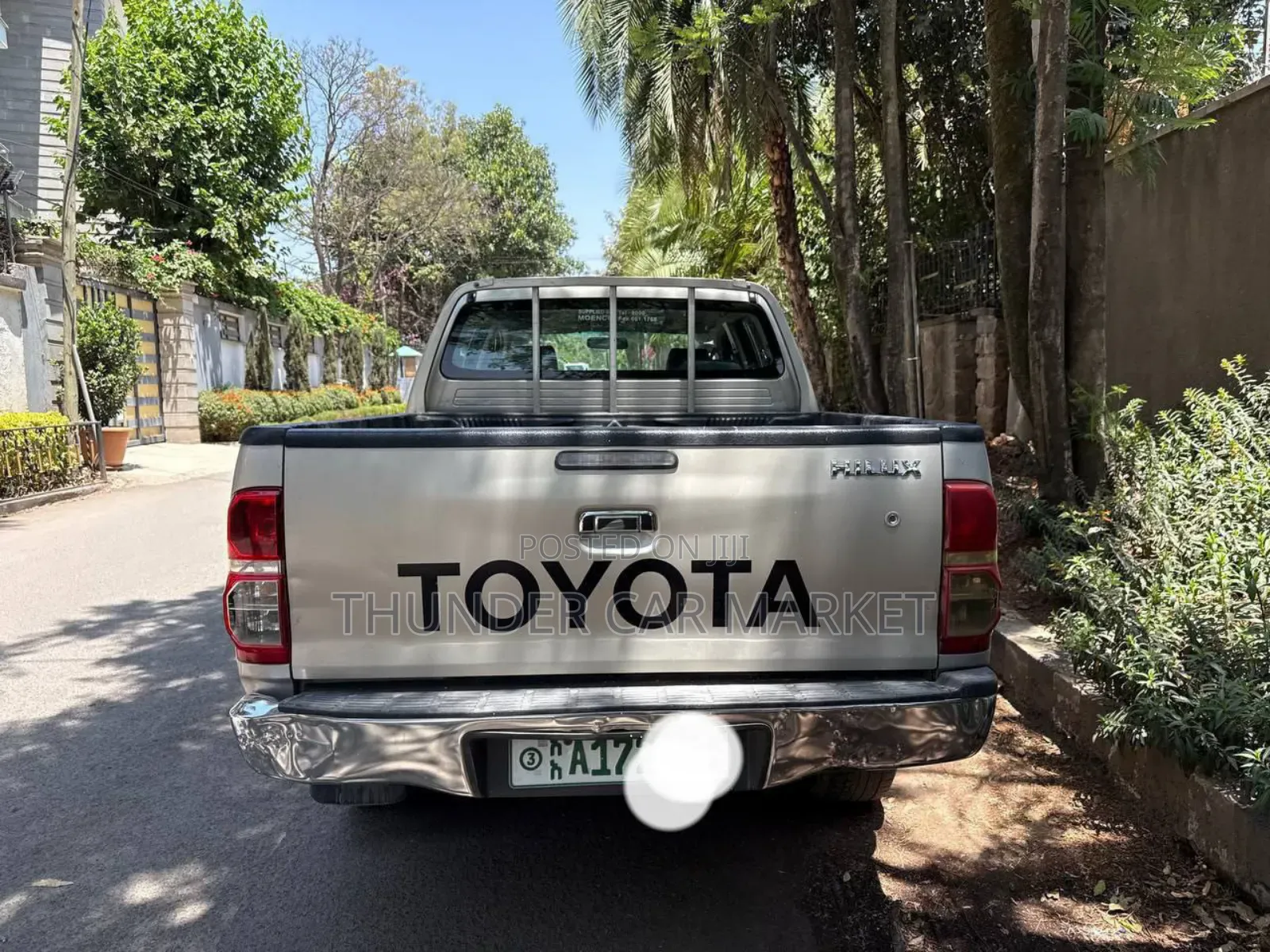 Toyota Hilux 2014 Gold