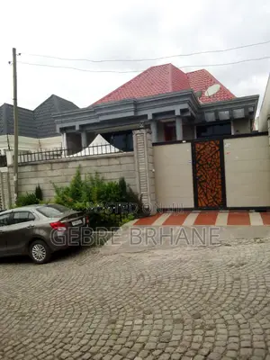 4bdrm Villa in Vila, Yeka for rent