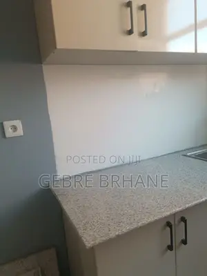 3bdrm Apartment in Apartment, Yeka for rent