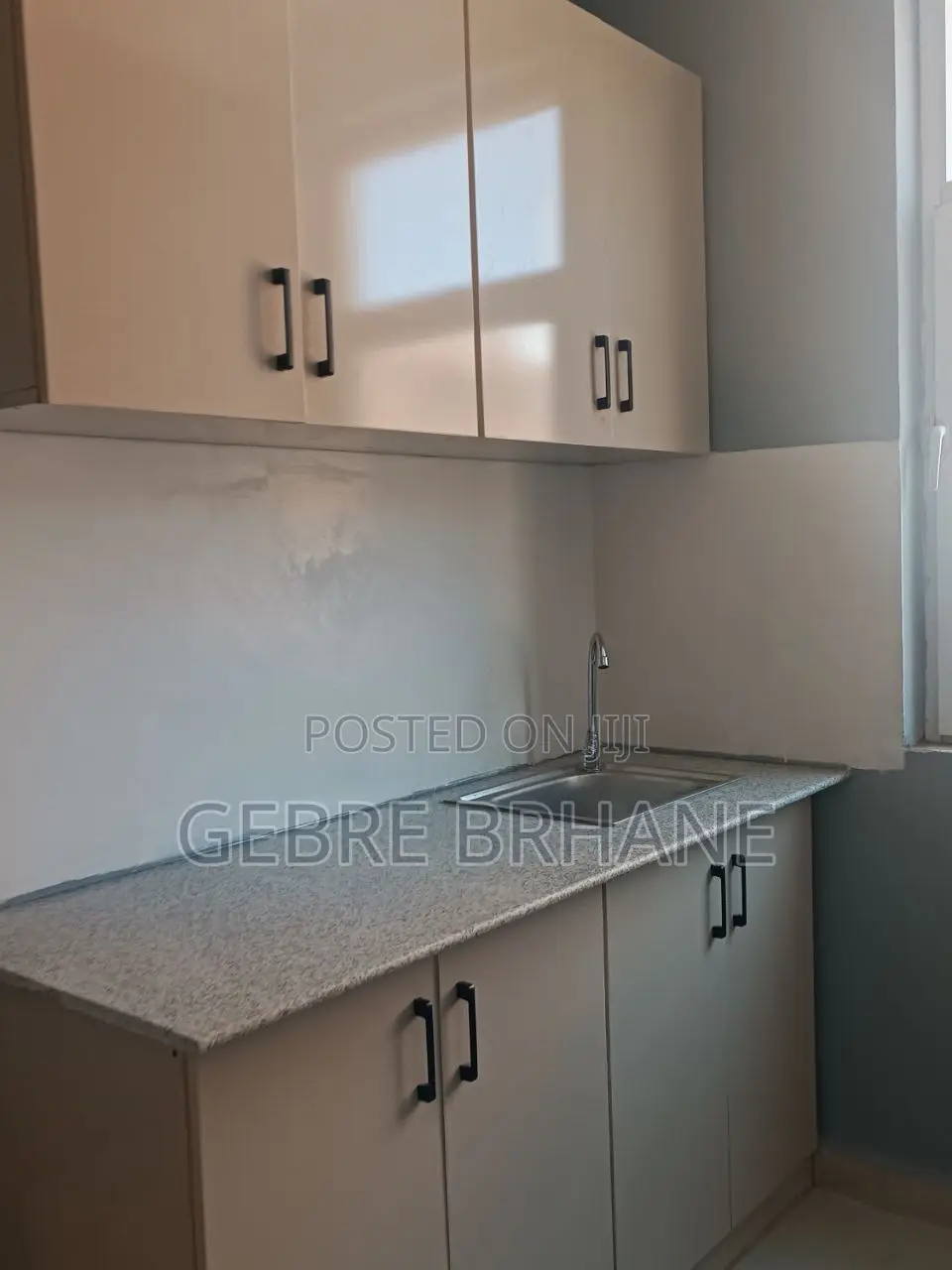 5bdrm House in Apartment, Yeka for rent
