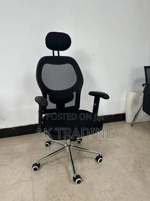 Office Manager Chair ( Black )