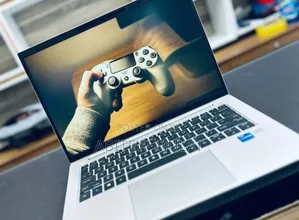 Photo - New Laptop HP EliteBook 840 10 16GB Intel Core I7 SSD 1T