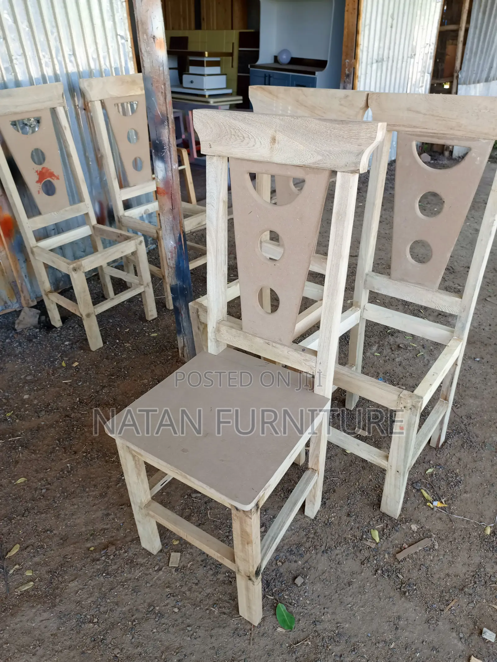 Dining Table Withe Six Chairs ዳይኒንግ የመመገቢያ ጠረጵዛ ባለ ስድስት ወንበር