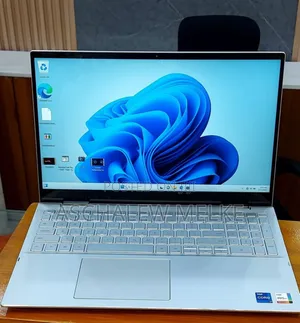 New Laptop Dell Inspiron 7566 16GB Intel Core I7 SSD 512GB