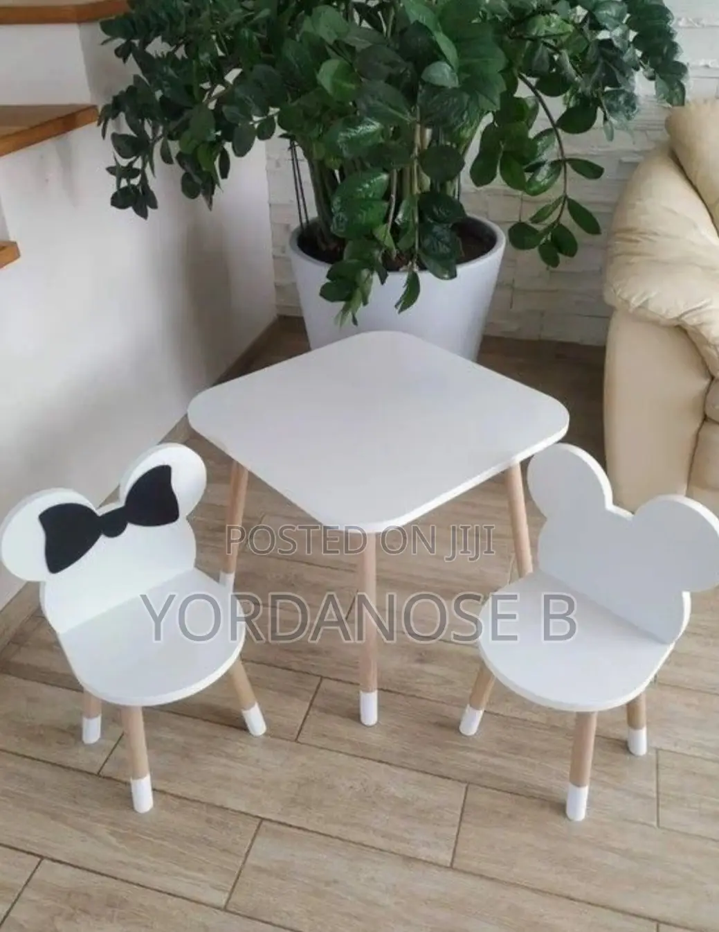 Kides Table and Chairs
