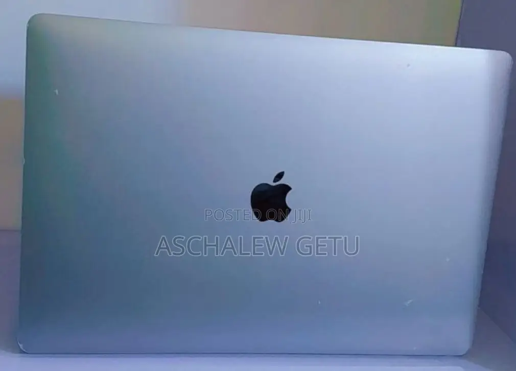 New Laptop Apple MacBook Pro 2017 16GB Intel Core I7 SSD 512GB