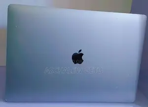 New Laptop Apple MacBook Pro 2017 16GB Intel Core I7 SSD 512GB