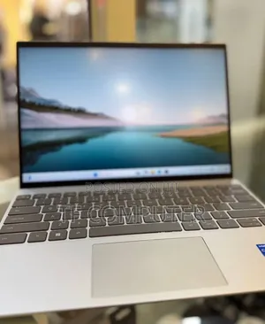 Photo - New Laptop Dell Inspiron 13 1318 16GB Intel Core I5 SSD 512GB