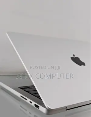 New Laptop Apple MacBook Pro M1 16GB Apple M1 Pro SSD 1T