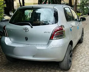 Toyota Yaris 2009 Silver