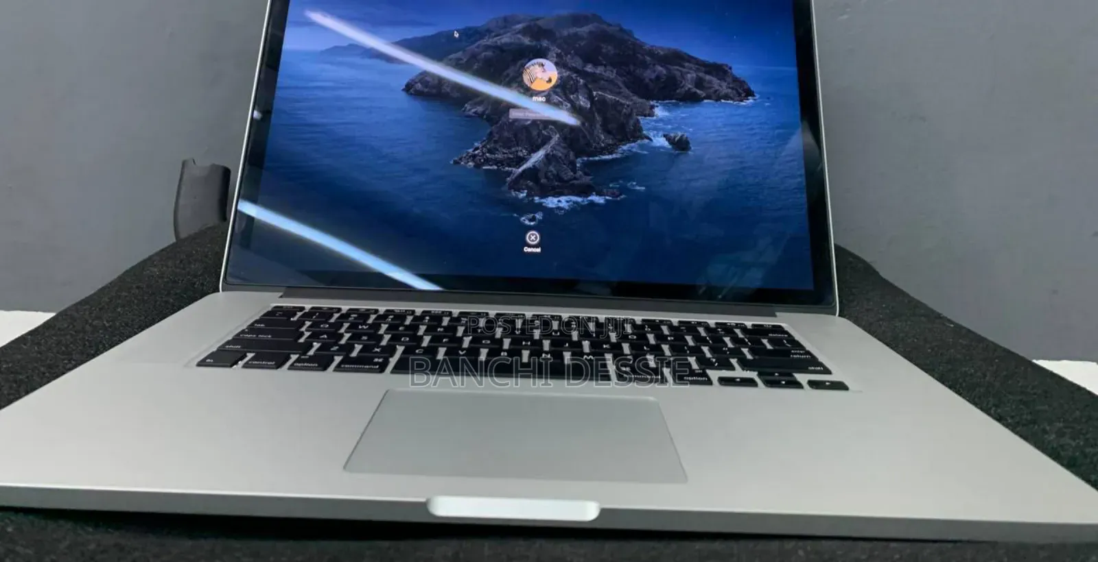 New Laptop Apple MacBook Pro 8GB Intel Core I7 SSD 256GB