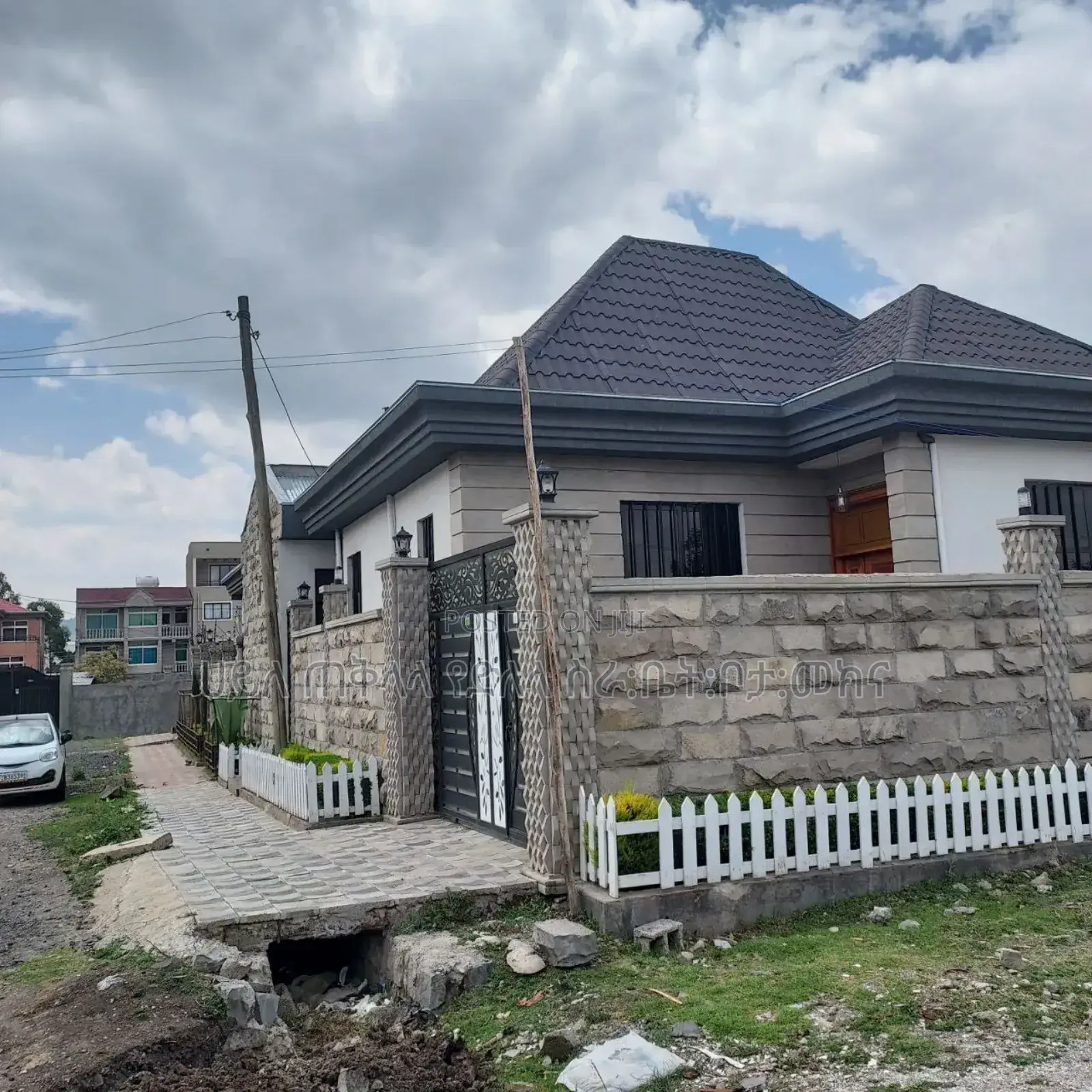 Furnished 4bdrm Villa in Legetafo Ccd Area, Oromia-Finfinne for sale