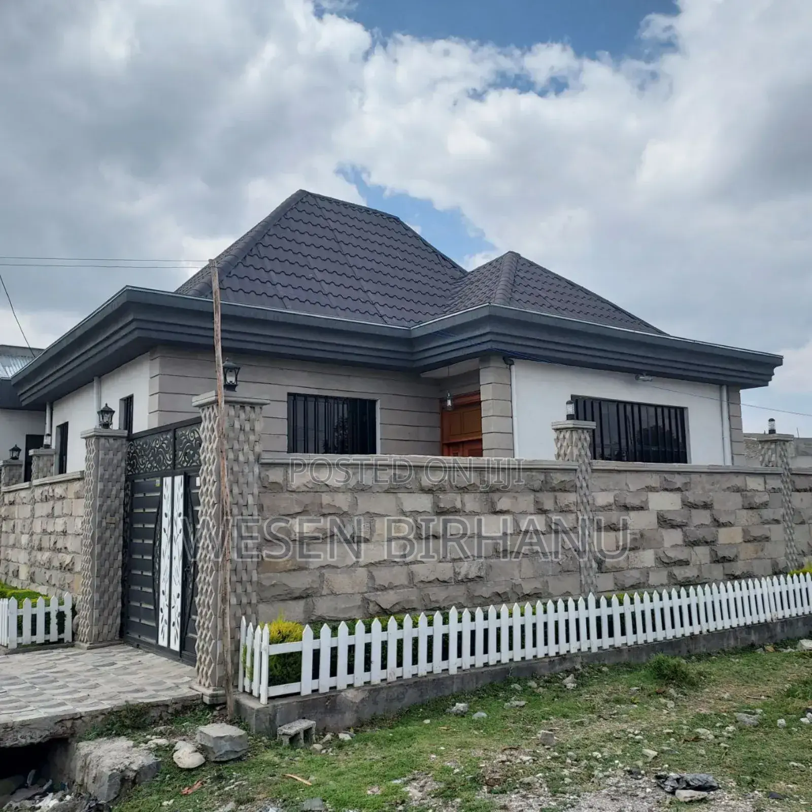 5bdrm Villa in ጣፎ, Addis Ketema for sale