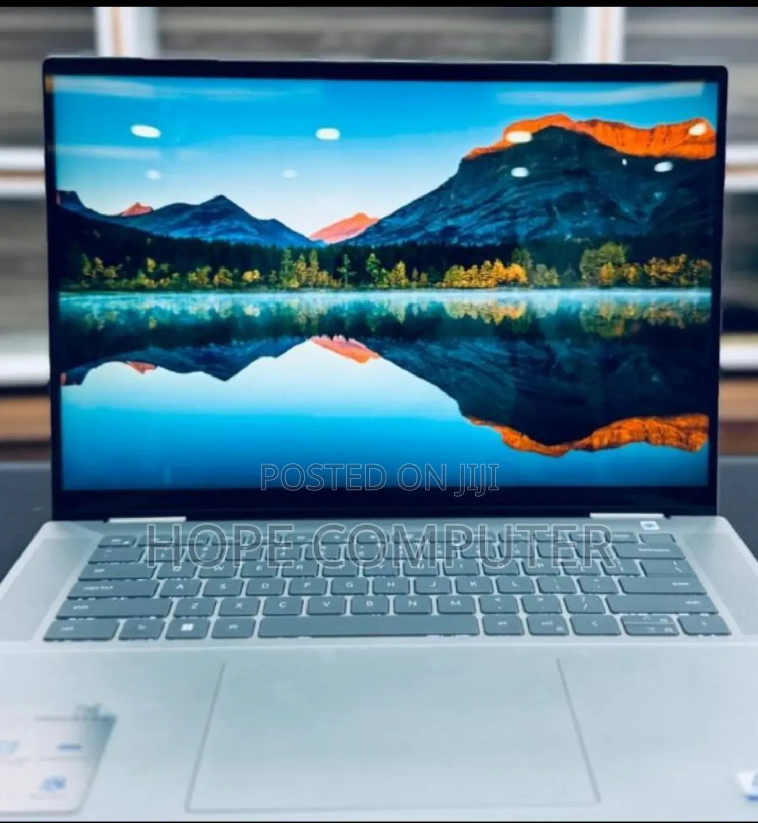 New Laptop Dell Inspiron 16 5620 16GB Intel Core I7 SSD 512GB