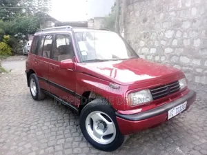 Photo - Suzuki Escudo 1994 Red