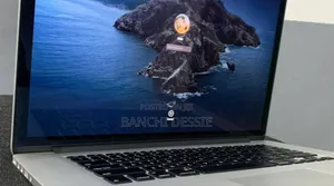 New Laptop Apple MacBook Pro 8GB Intel Core I7 SSD 256GB