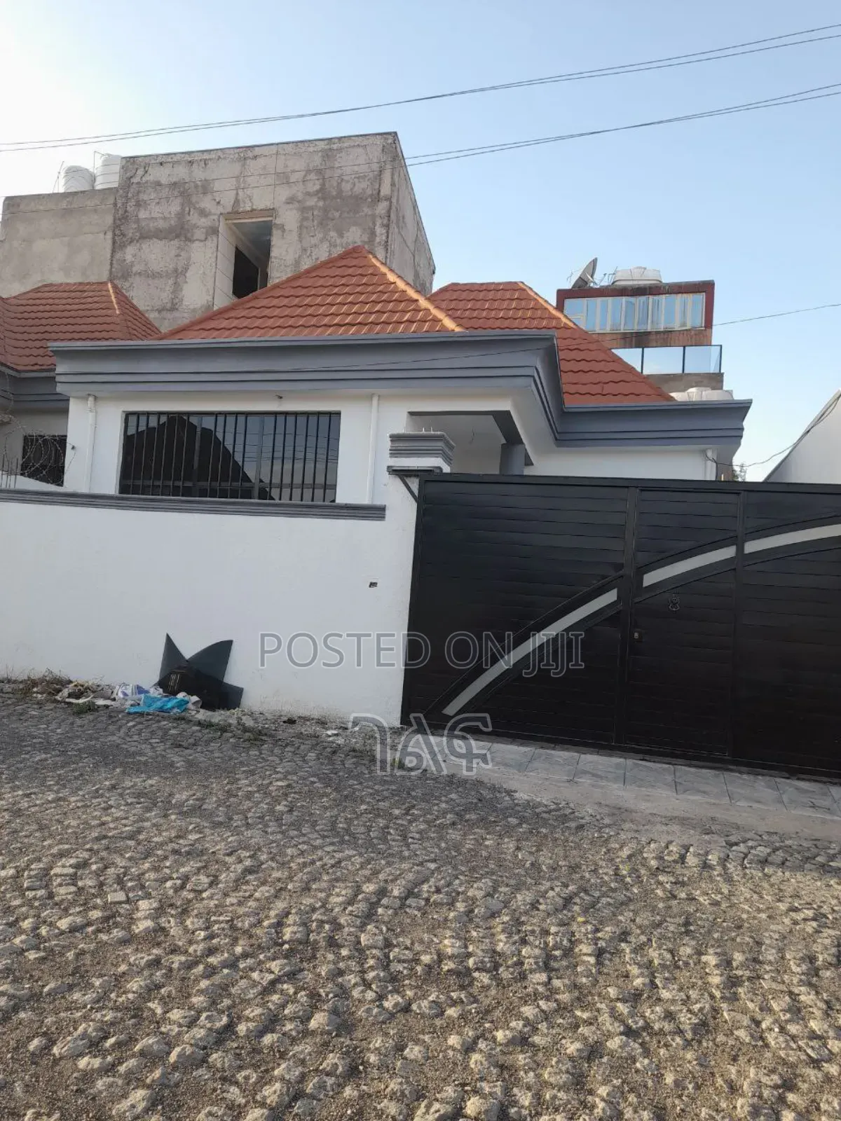 3bdrm Villa in የግል ቅንጡ ቪላ, Bole for sale