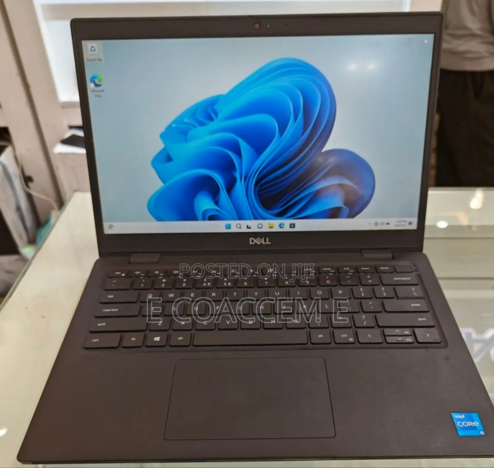 New Laptop Dell 8GB Intel Core I5 SSD 256GB