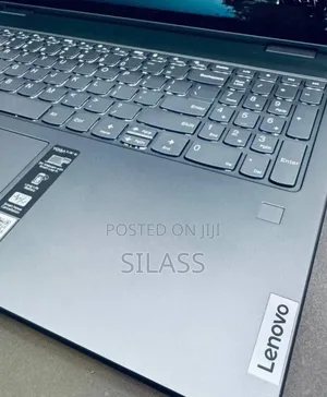 New Laptop Lenovo Yoga 7i 16GB Intel Core I7 SSD 512GB