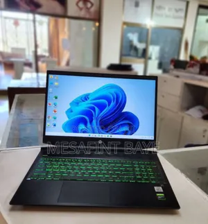 New Laptop HP Pavilion 10 16GB Intel Core I5 SSD 512GB