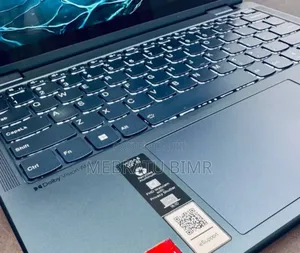 New Laptop Lenovo Yoga 7i 8GB AMD Ryzen 5 SSD 512GB