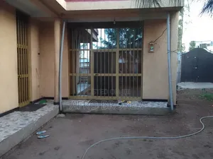 Furnished 4bdrm House in Woreda 8, Akaky Kaliti for sale